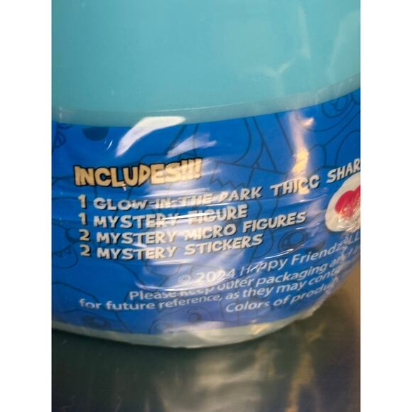 LankyBox Mystery Thicc Shark Glow Pack, Series 5 - NEW SEALED - Picture 3 of 5